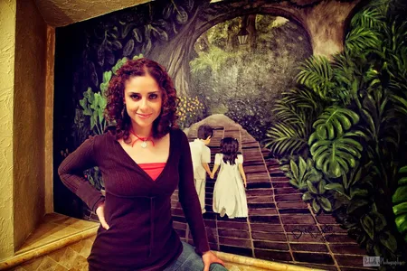 Mural de pareja de niños